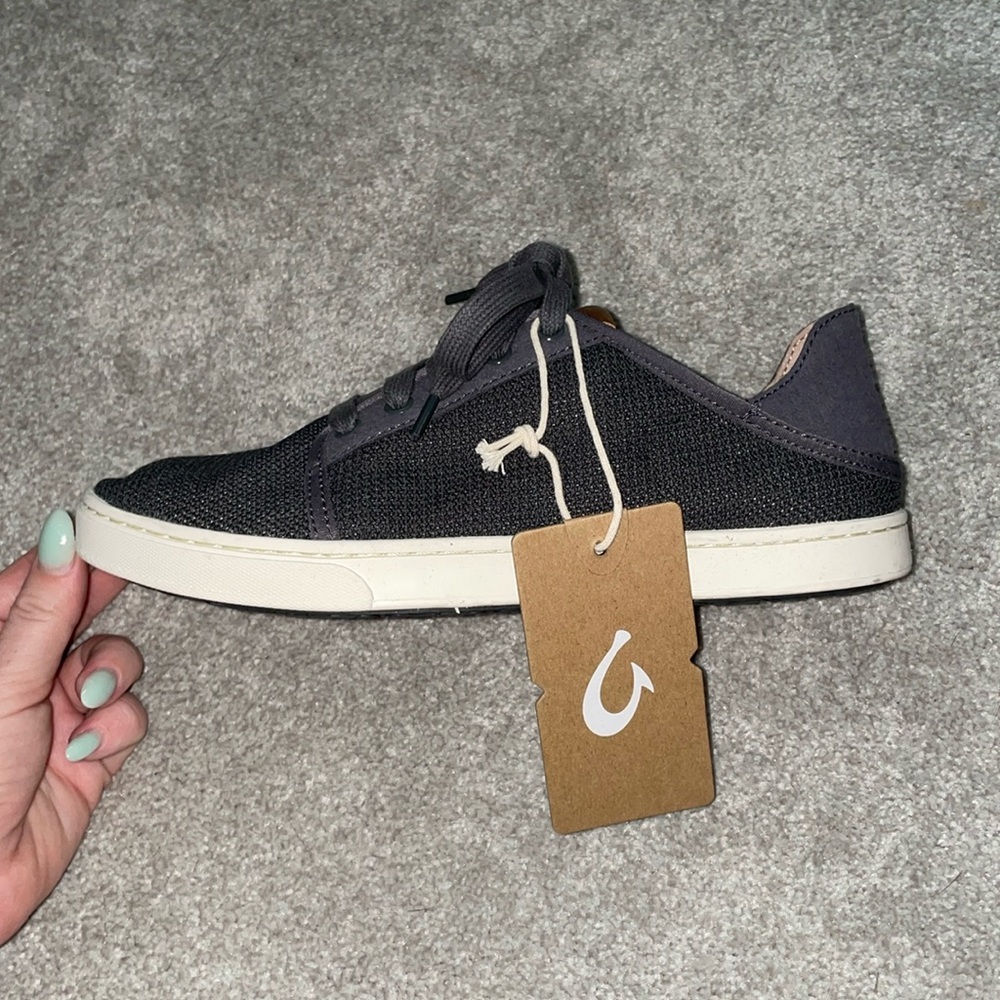NWT OluKai Pehuea Li sneakers - 7.5